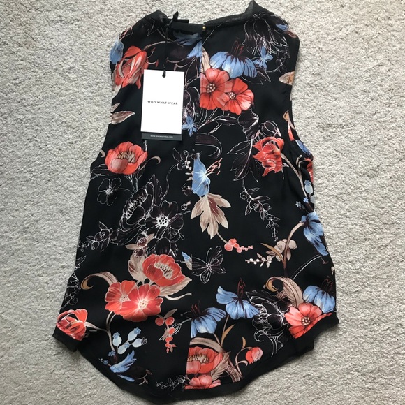 Floral print blouse - Picture 2 of 5